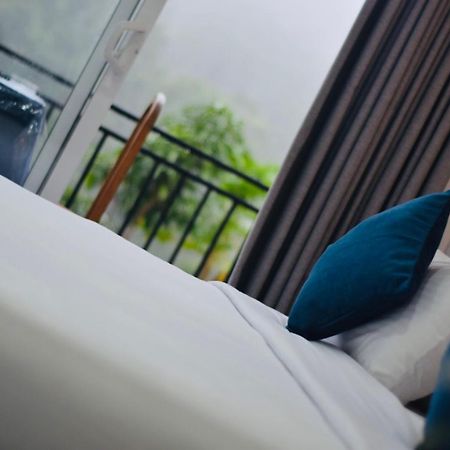 Relax Inn Елла Екстер'єр фото