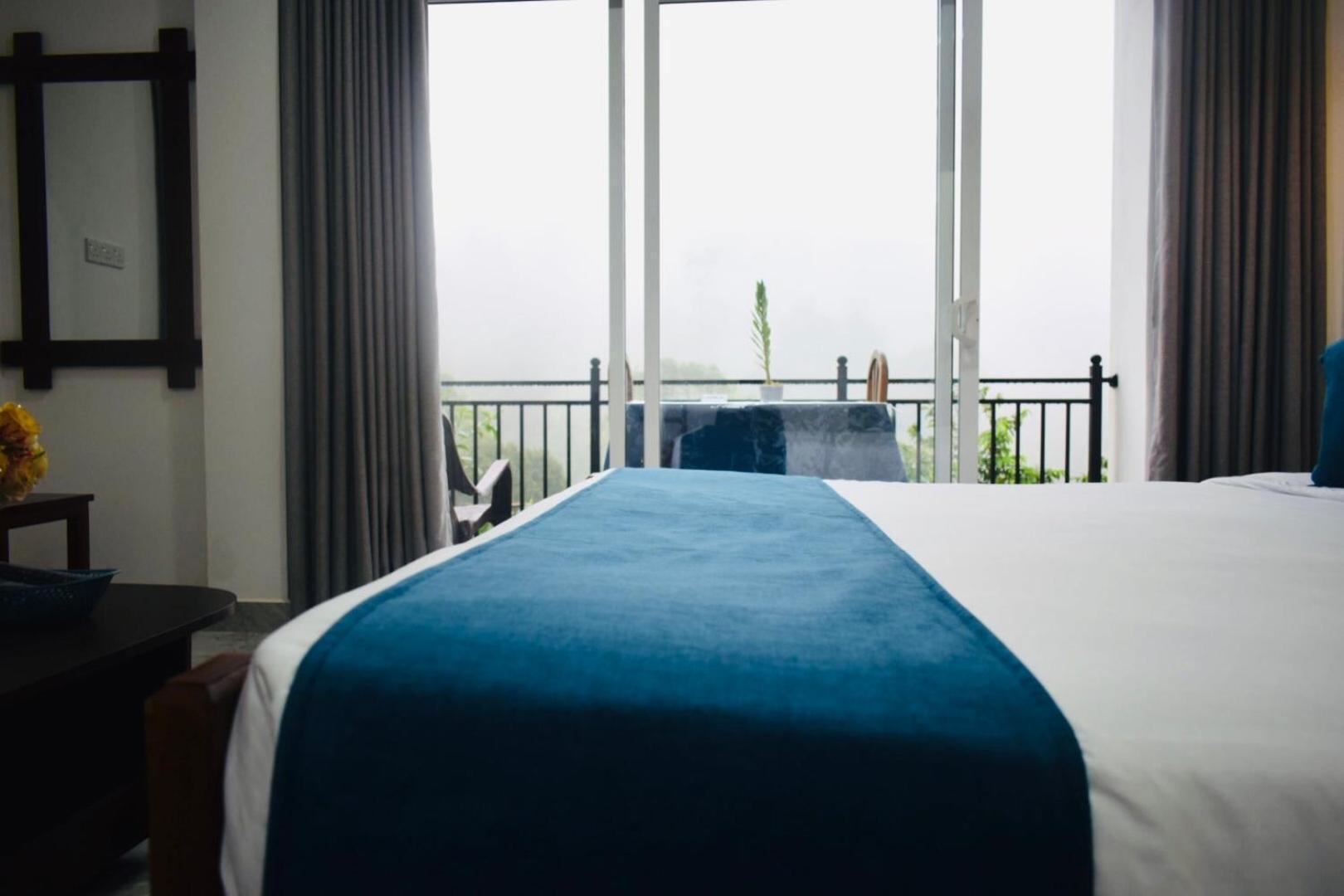 Relax Inn Елла Екстер'єр фото